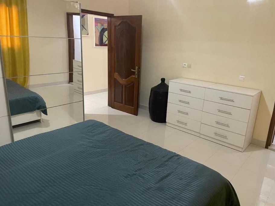 Appartement A Residence Mamouja Dakar Kültér fotó